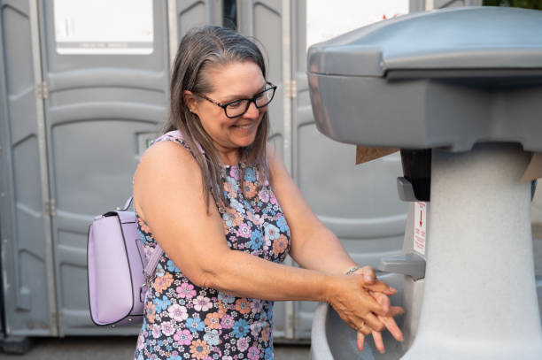 Best Construction site porta potty rental  in Palm Shores, FL